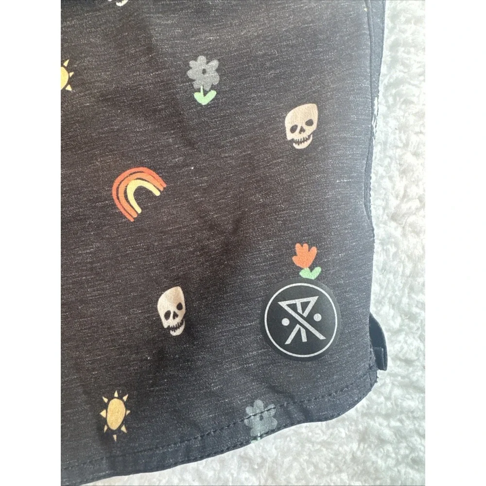 Roark Shorey Black Rainbow And‎ Skull Elastic Waist Trunks Mens L